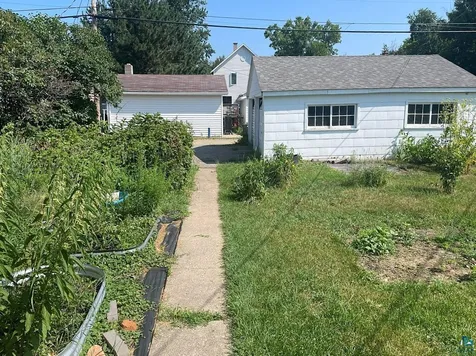 121 E Pattison Street Ely MN 55731-0000
