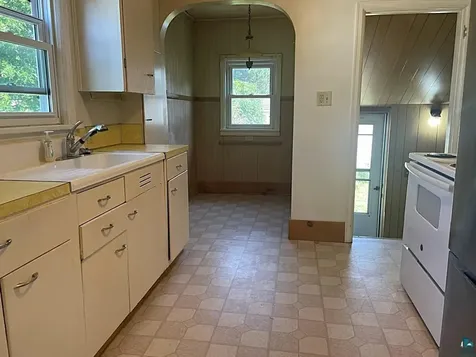 121 E Pattison Street Ely MN 55731-0000