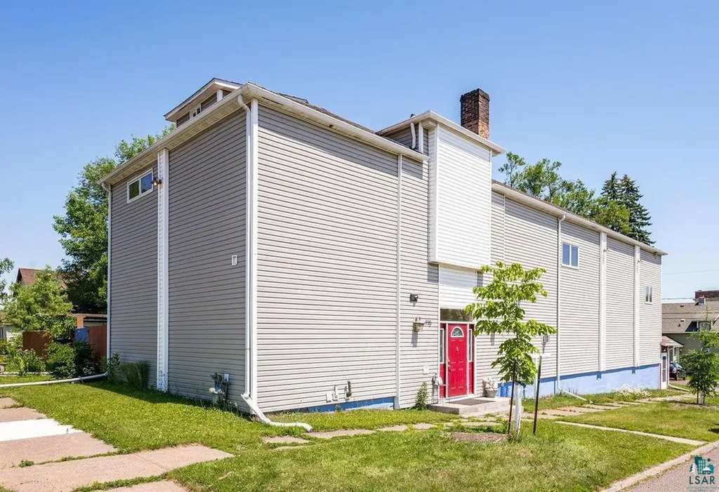 115 W Mcgonagle Street Duluth MN 55808