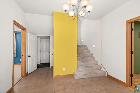115 W Mcgonagle Street Duluth MN 55808