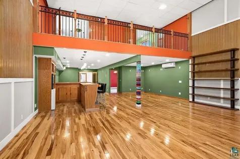 115 W Mcgonagle Street Duluth MN 55808