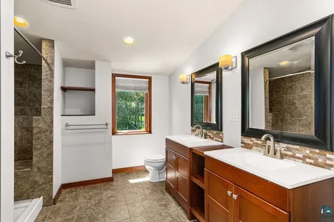 2417 Plymouth Avenue Duluth MN 55811