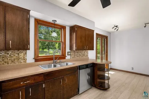 2417 Plymouth Avenue Duluth MN 55811