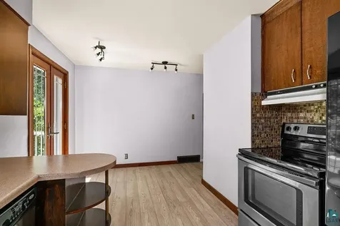 2417 Plymouth Avenue Duluth MN 55811