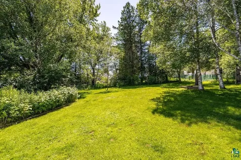 2417 Plymouth Avenue Duluth MN 55811