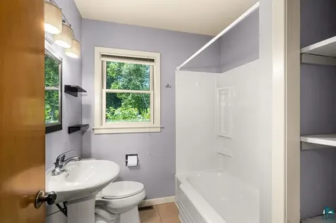 2417 Plymouth Avenue Duluth MN 55811