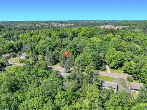 1319 Brainerd Avenue Duluth MN 55811