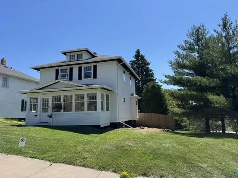2260 13th Street W Duluth MN 55806