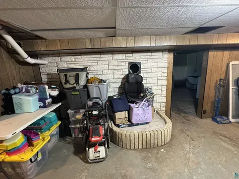 2260 13th Street W Duluth MN 55806