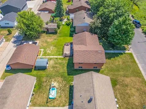 1221 S 21st Street Virginia MN 55792