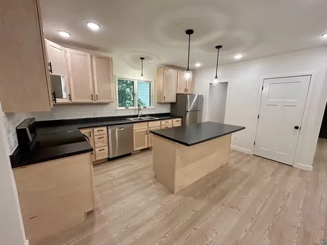 827 9th Avenue Two Harbors MN 55616