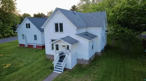 827 9th Avenue Two Harbors MN 55616