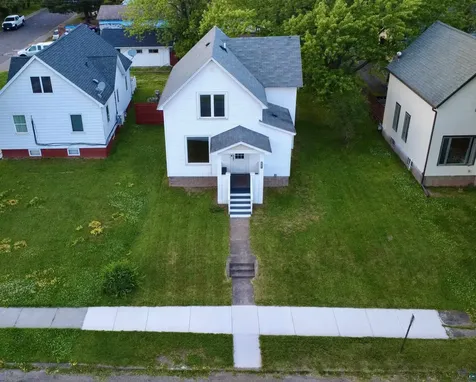 827 9th Avenue Two Harbors MN 55616