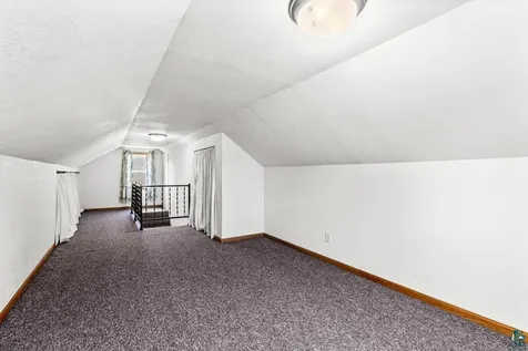 4710 Tioga Street Duluth MN 55804