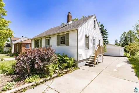 4710 Tioga Street Duluth MN 55804