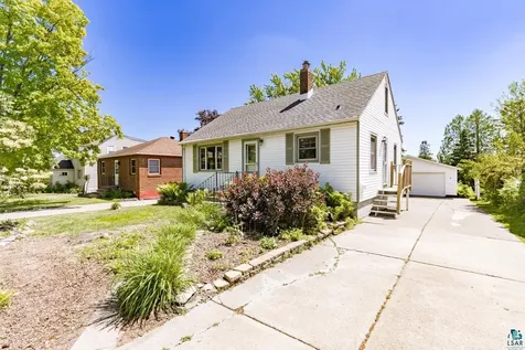4710 Tioga Street Duluth MN 55804