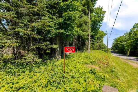 5553 S Darrow Road Superior WI 54880