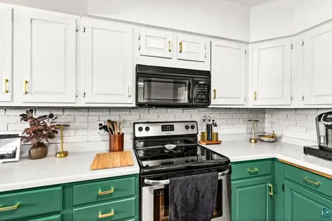 4411 W 6th Street Duluth MN 55807