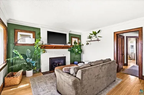 4411 W 6th Street Duluth MN 55807