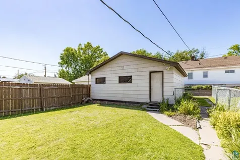4411 W 6th Street Duluth MN 55807
