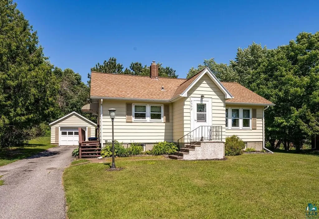 2502 Springvale Road Duluth MN 55811