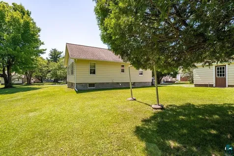 2502 Springvale Road Duluth MN 55811