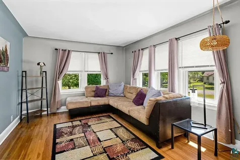 2502 Springvale Road Duluth MN 55811