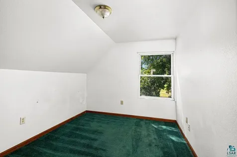 632 N 58th Avenue W Duluth MN 55807