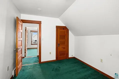 632 N 58th Avenue W Duluth MN 55807