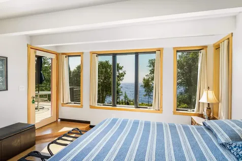 6452 Highway 61 Silver Bay MN 55614