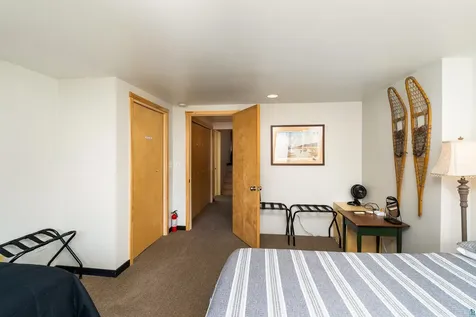 6452 Highway 61 Silver Bay MN 55614