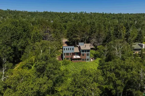 6452 Highway 61 Silver Bay MN 55614