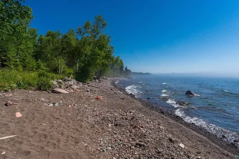 6452 Highway 61 Silver Bay MN 55614