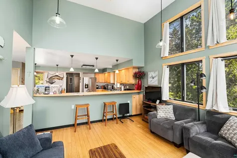 6452 Highway 61 Silver Bay MN 55614