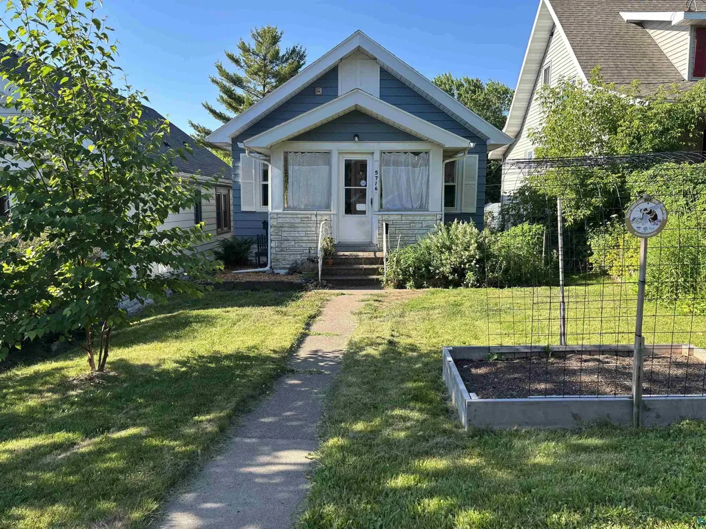 5716 Highland Street Duluth MN 55807