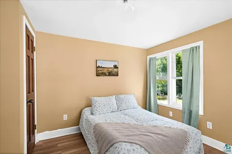 202 Ashland Avenue Carlton MN 55718