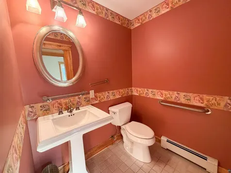 13 W 8th Street Duluth MN 55805