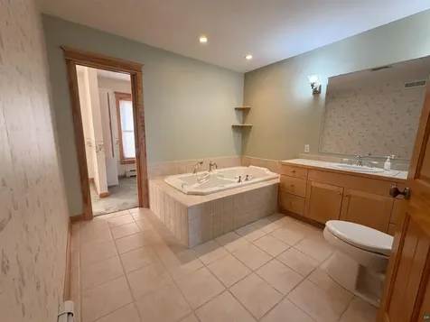 13 W 8th Street Duluth MN 55805