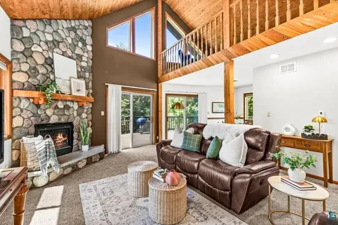 4040 Normanna Road Duluth MN 55803