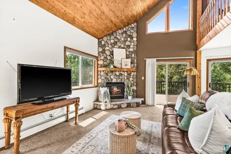 4040 Normanna Road Duluth MN 55803
