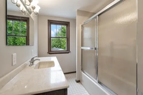 706 E 7th Street Superior WI 54880