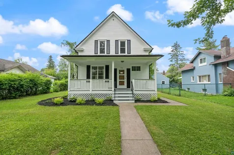 706 E 7th Street Superior WI 54880