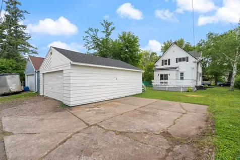 706 E 7th Street Superior WI 54880