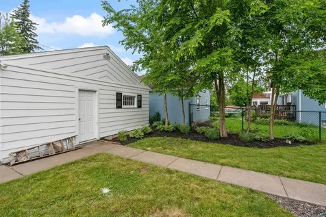 706 E 7th Street Superior WI 54880