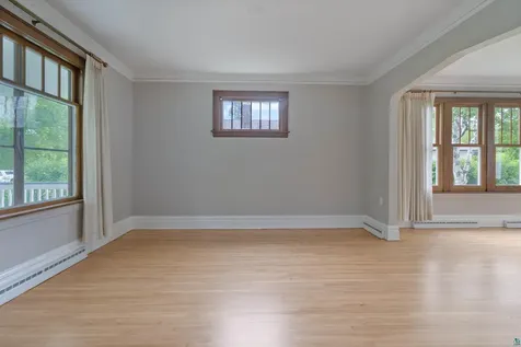 706 E 7th Street Superior WI 54880