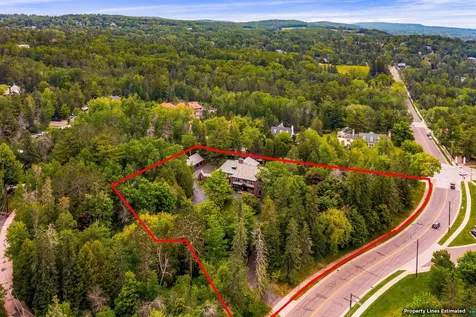 415 N Hawthorne Road Duluth MN 55812