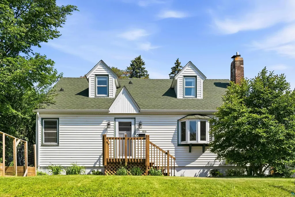 4215 London Road Duluth MN 55804