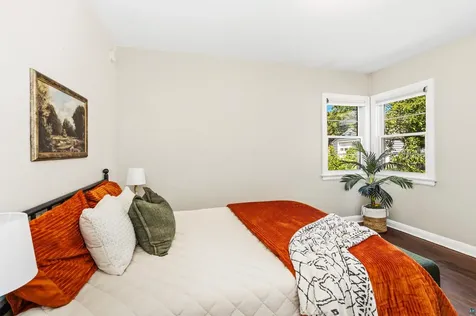 4215 London Road Duluth MN 55804