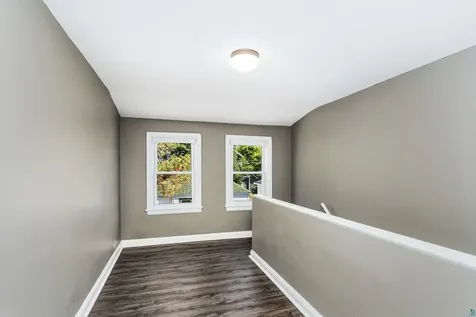 4215 London Road Duluth MN 55804