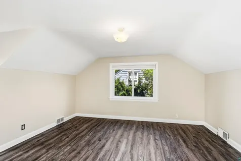 4215 London Road Duluth MN 55804